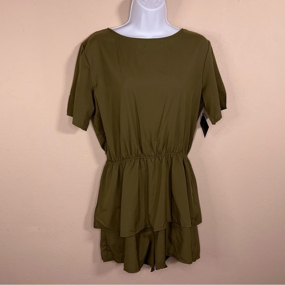 NEW MEDIUM MILITARY GREEN RUFFLE ROMPER LIGHTWEIGHT - Picture 8 of 16